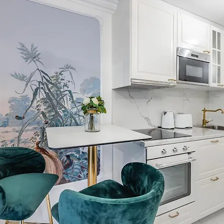 L'eden With A Balcony - View *