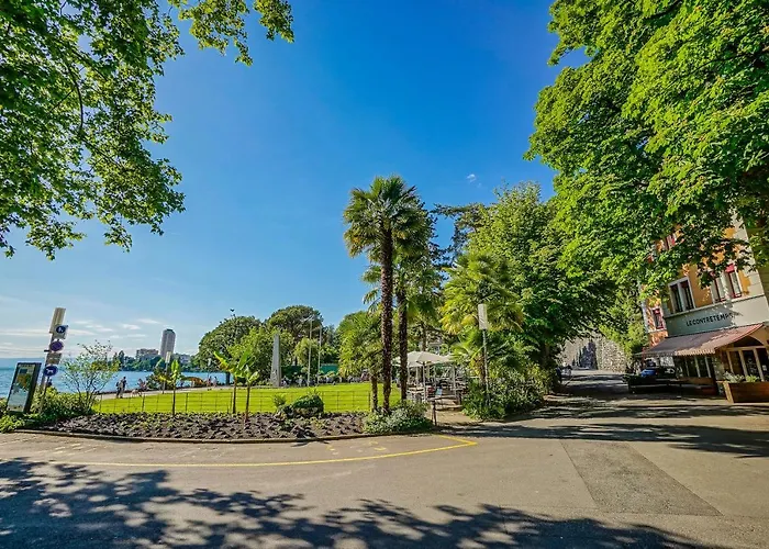 L'eden With A Balcony - View